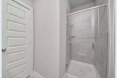 11823 Royal Willow Lane, Houston, TX 77066 - Photo 6