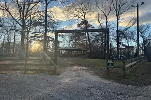 90 Roatan, Point Blank, TX 77364 - Photo 24