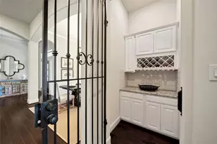 15 S Lochwood Way, Tomball, TX 77375 - Photo 8