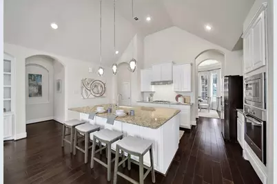 15 S Lochwood Way, Tomball, TX 77375 - Photo 14
