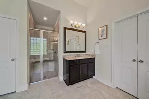 15 S Lochwood Way, Tomball, TX 77375 - Photo 26