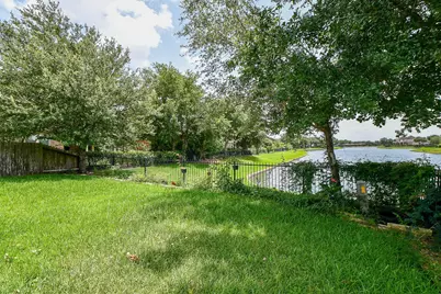 26115 Serenity Oaks Drive, Richmond, TX 77406 - Photo 28