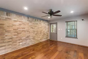 103 Breezy Point Pl, The Woodlands, TX 77381 - Photo 44