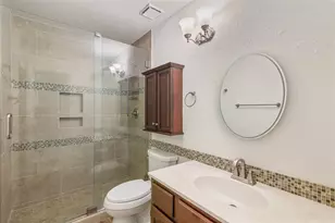 103 Breezy Point Pl, The Woodlands, TX 77381 - Photo 36
