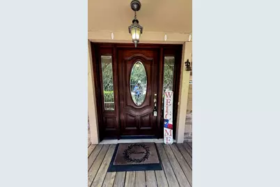 103 Breezy Point Place, The Woodlands, TX 77381 - Photo 2