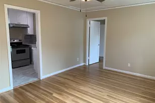 307 Avondale St, Houston, TX 77006 - Photo 6