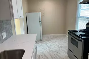 307 Avondale St, Houston, TX 77006 - Photo 10