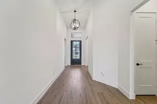 16008 Mahogany Mist Dr, Conroe, TX 77302 - Photo 2