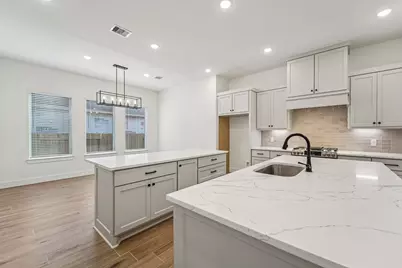 16008 Mahogany Mist Drive, Conroe, TX 77302 - Photo 4