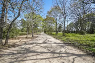 1893 US Hwy 190 Dr, Huntsville, TX 77340 - Photo 2