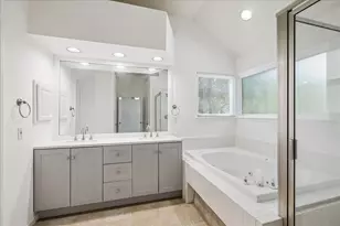 174 W Greywing Cir, The Woodlands, TX 77382 - Photo 16