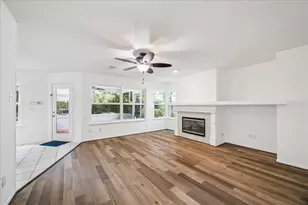 174 W Greywing Cir, The Woodlands, TX 77382 - Photo 6