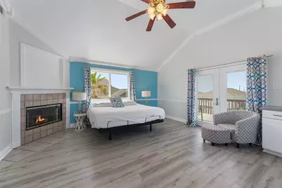 22517 Bay Point Drive, Galveston, TX 77554 - Photo 16