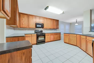 3710 Banyan Wood Way, Pearland, TX 77584 - Photo 10