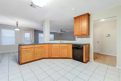 3710 Banyan Wood Way, Pearland, TX 77584 - Photo 12