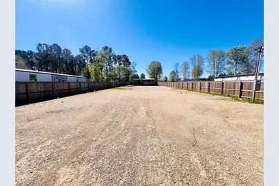 960 County Road 5021, Cleveland, TX 77327 - Photo 2