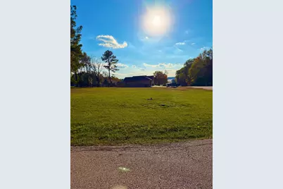 20 West Forest Drive, Huntsville, TX 77358 - Photo 2