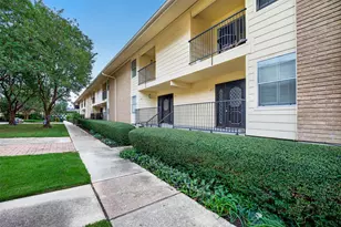 3131 Cummins St, Houston, TX 77027 - Photo 2