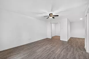 3131 Cummins St, Houston, TX 77027 - Photo 8