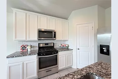7410 Highland Chase Drive, Richmond, TX 77407 - Photo 4