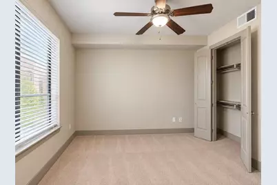 10401 Town and Country St Way #204, Houston, TX 77024 - Photo 10