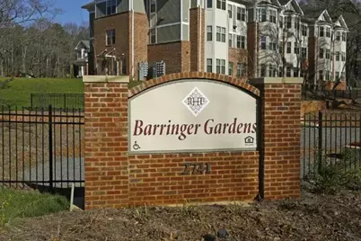 2741 Carver Rd, Charlotte, NC 28208 - Photo 2