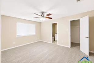 3038 Mosby Dr, Sugar Land, TX 77479 - Photo 8