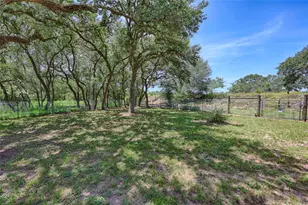 207 Hickory Dr, Sheridan, TX 77475 - Photo 32