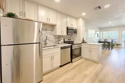 207 Hickory Drive, Sheridan, TX 77475 - Photo 10