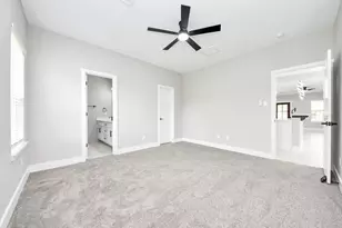 608 Miriam St, Baytown, TX 77520 - Photo 22