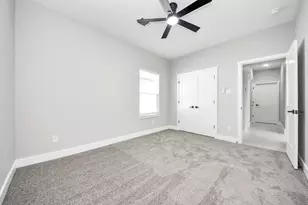 608 Miriam St, Baytown, TX 77520 - Photo 30