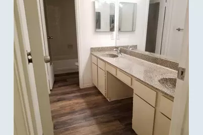 3100 Jeanetta Street #1006, Houston, TX 77063 - Photo 8