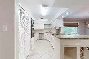 5338 Creekbend Dr, Houston, TX 77096 - Photo 18