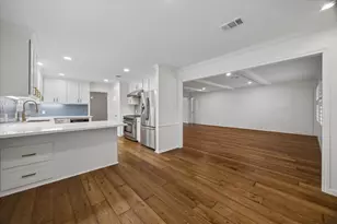 6423 Cindy Ln, Houston, TX 77008 - Photo 18