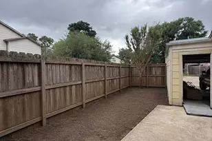 12335 W Village Dr, Houston, TX 77039 - Photo 28
