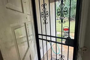 12335 W Village Dr, Houston, TX 77039 - Photo 42