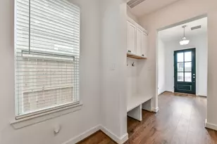 2511 S Houston Ave, Pearland, TX 77581 - Photo 12