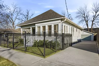 727 E 25th Street, Houston, TX 77008 - Photo 2