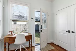 727 E 25th St, Houston, TX 77008 - Photo 24