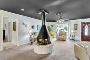 905 Bartlett Rd, Katy, TX 77493 - Photo 6