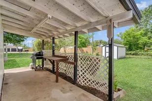 905 Bartlett Rd, Katy, TX 77493 - Photo 32