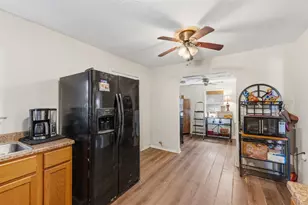 2001 67th St, Galveston, TX 77551 - Photo 6