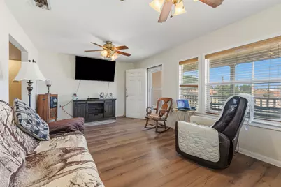 2001 67th Street, Galveston, TX 77551 - Photo 2