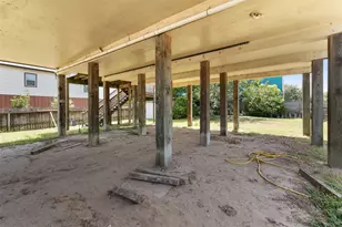 2001 67th St, Galveston, TX 77551 - Photo 16