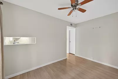 6201 Beverlyhill Street #35, Houston, TX 77057 - Photo 24