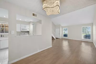 6201 Beverlyhill Street #35, Houston, TX 77057 - Photo 6