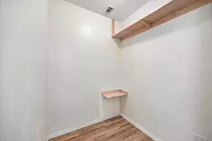 9850 Pagewood Ln, Houston, TX 77042 - Photo 28
