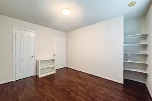 3923 Calgary Cir, Missouri City, TX 77459 - Photo 18