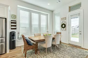 4010 Shackleton Ct, Rosharon, TX 77583 - Photo 10