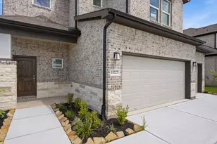 13727 Olympic River Ln Dr, Iowa Colony, TX 77583 - Photo 4